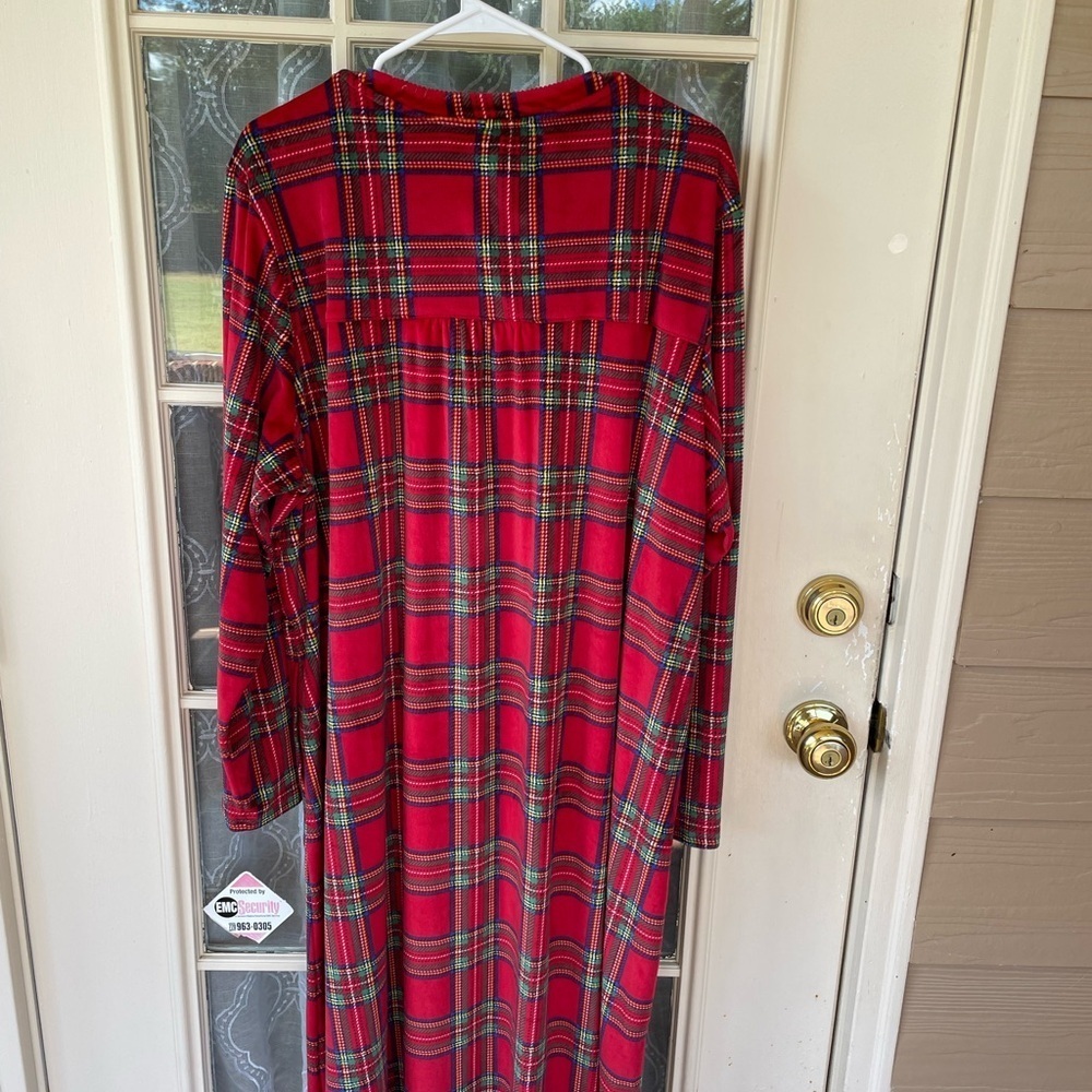 ✨ Aria Collection Red Plaid Nightgown Size 3X 🎄 Cozy Holiday Lounge Dress - Picture 2 of 3